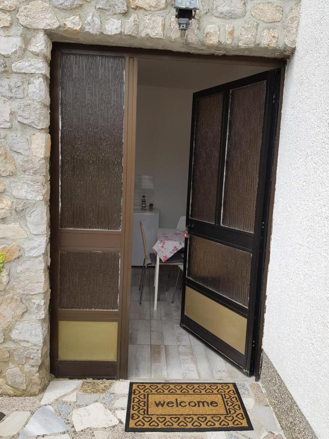 Apartments Dora&Tonka Krk Porat  Exterior foto