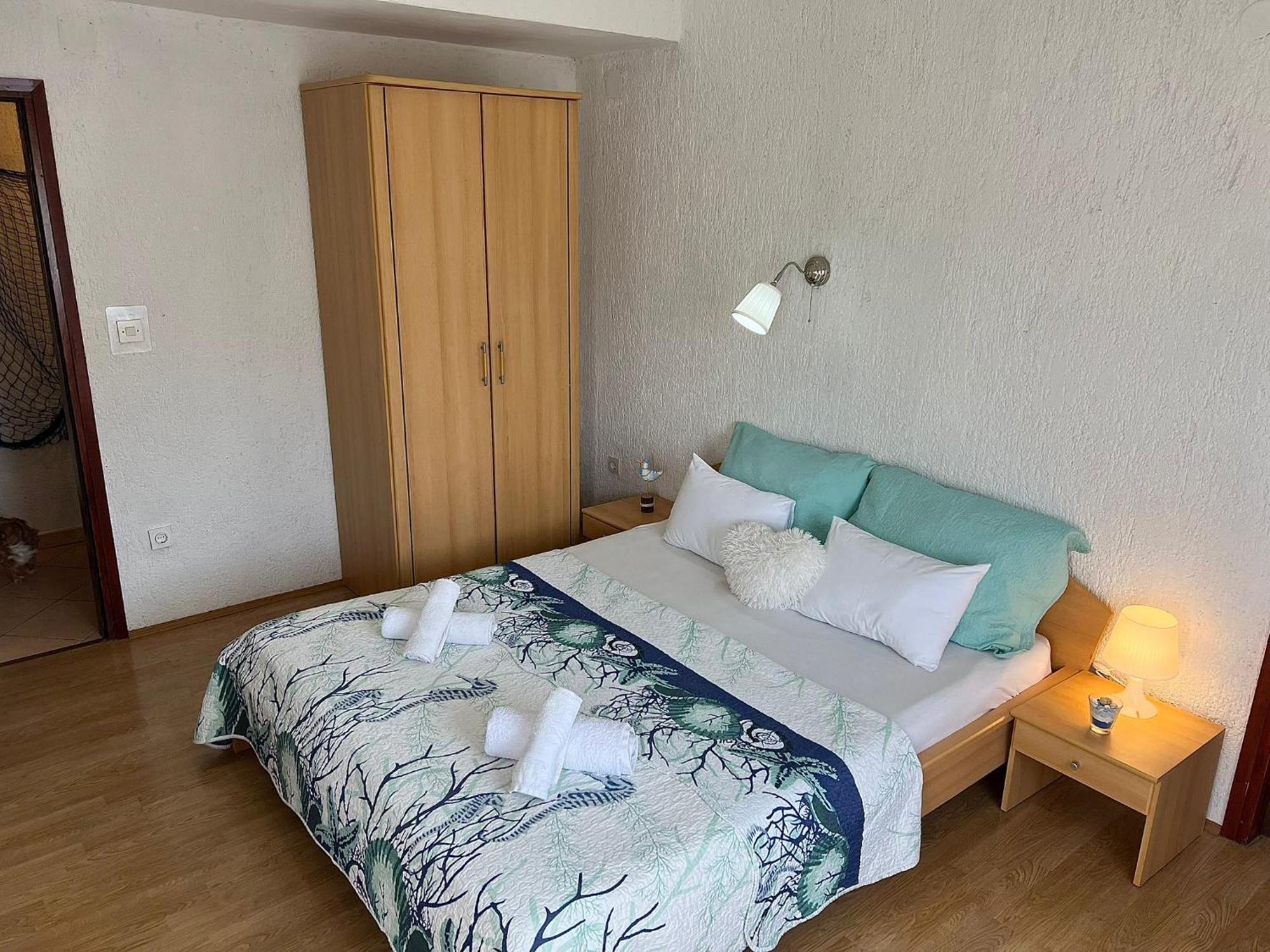 Apartments Dora&Tonka Krk Porat  Exterior foto