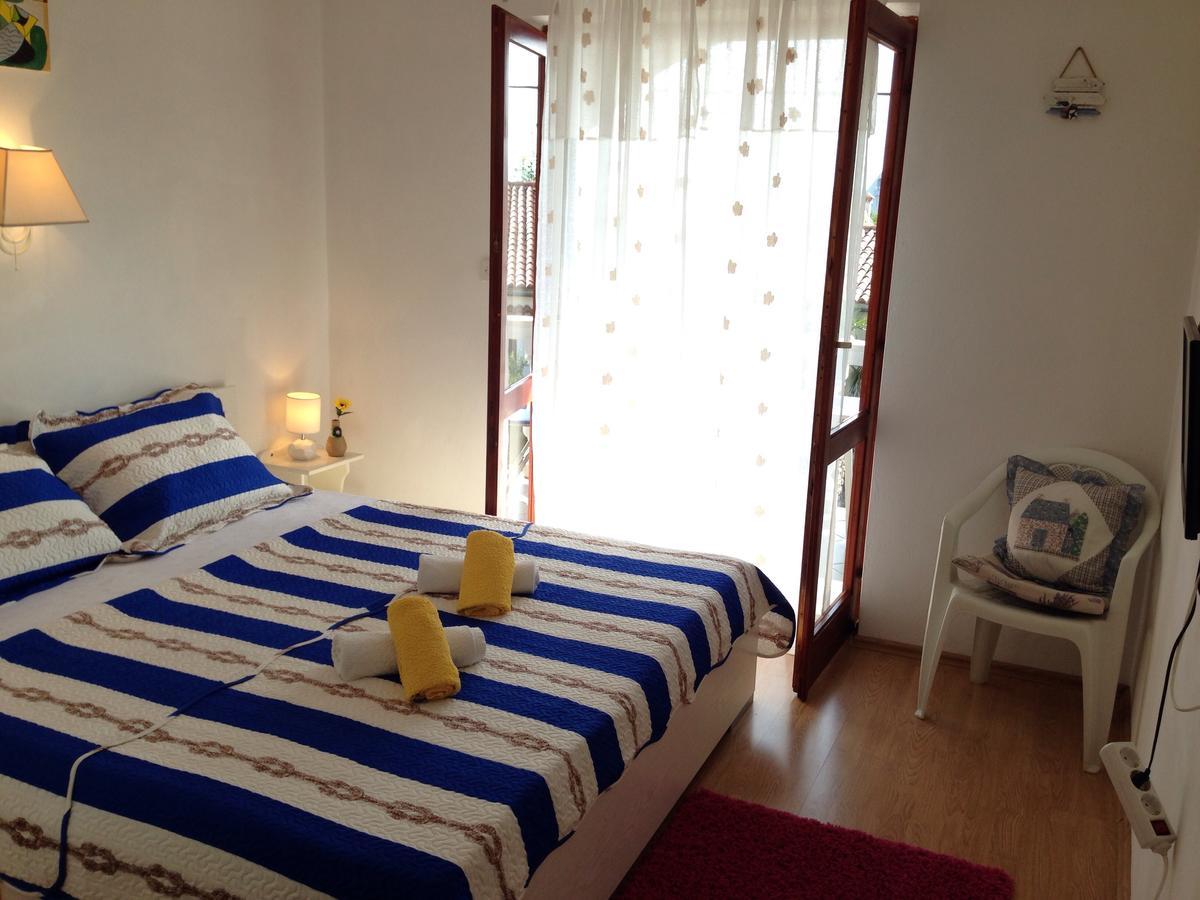 Apartments Dora&Tonka Krk Porat  Exterior foto